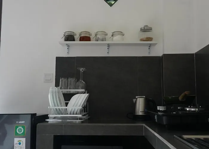 House 3*
